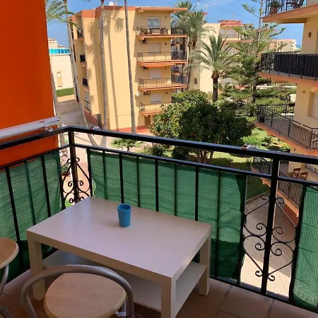 아파트 Apartamento En La Playa De *